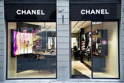 negozi firenze bottoni chanel